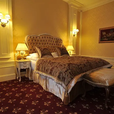 Nobilis Szálloda 5*