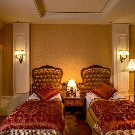 Hotel Nobilis 5*