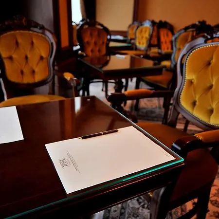 Nobilis Hotel 5*