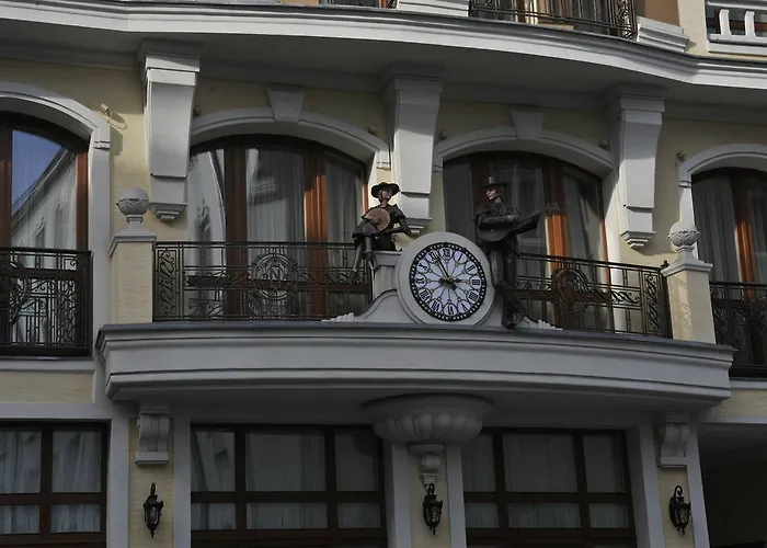 Nobilis Готель