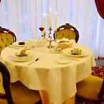 Nobilis Готель